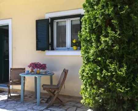 Sunny Patio Corfu ! * Alepou