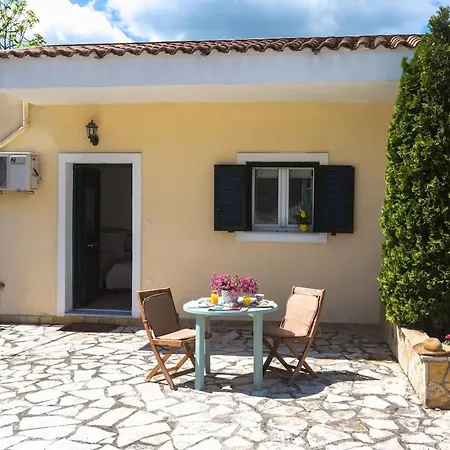 Sunny Patio Corfu ! Apartment *