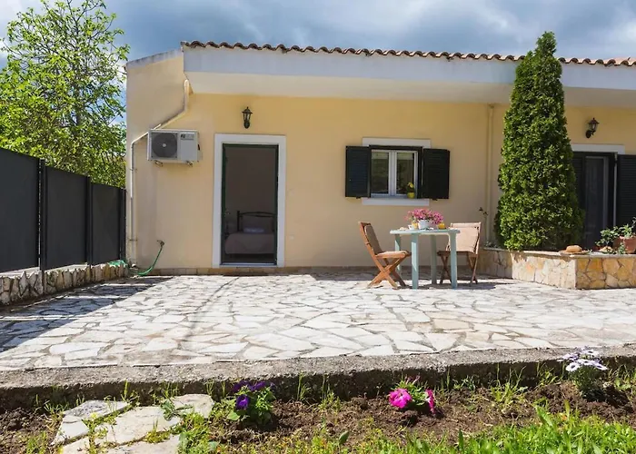 Sunny Patio Corfu ! * Alepou