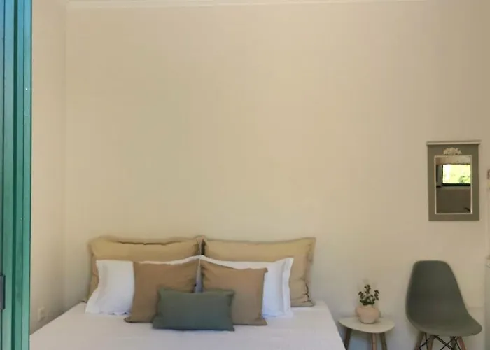 Sunny Patio Corfu ! شقة