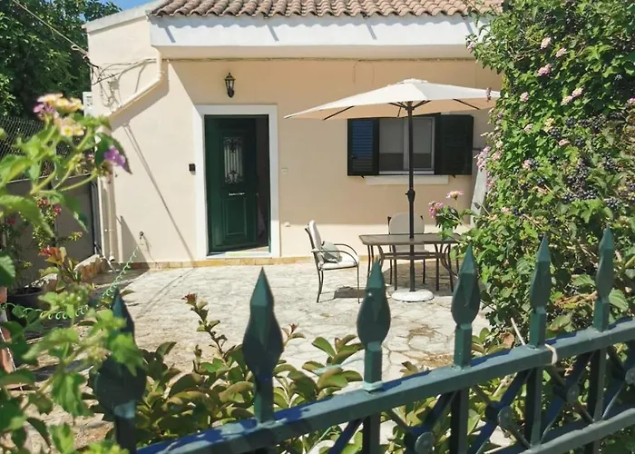 Sunny Patio Corfu ! Apartamento *