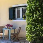 Sunny Patio Corfu ! * Alepou